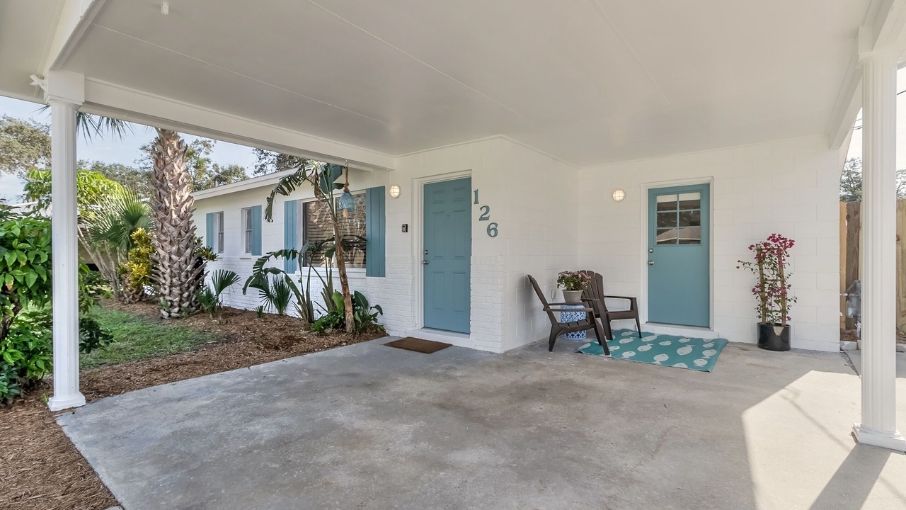 Photo of Patio Balcony in Edgewater