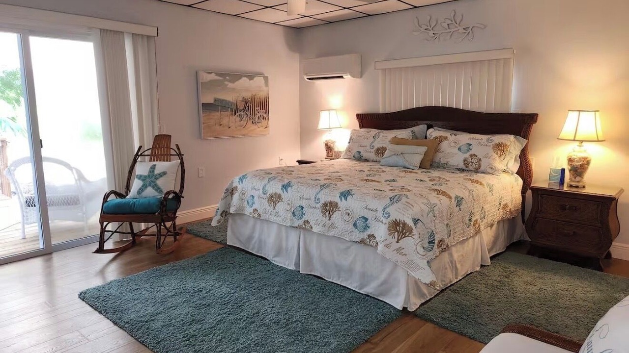 Photo of Bedroom in Summerland Key
