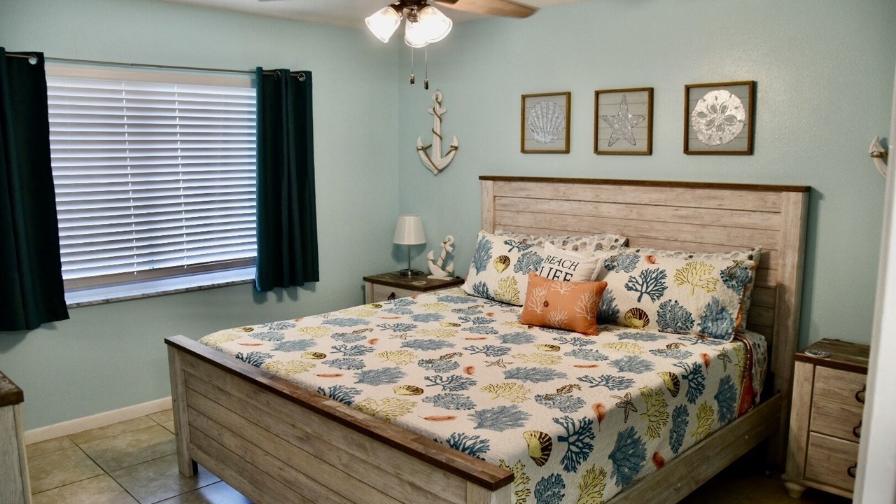 Photo of Bedroom in Madeira Beach