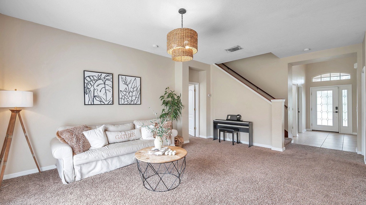 Photo of Livingroom in Apollo Beach