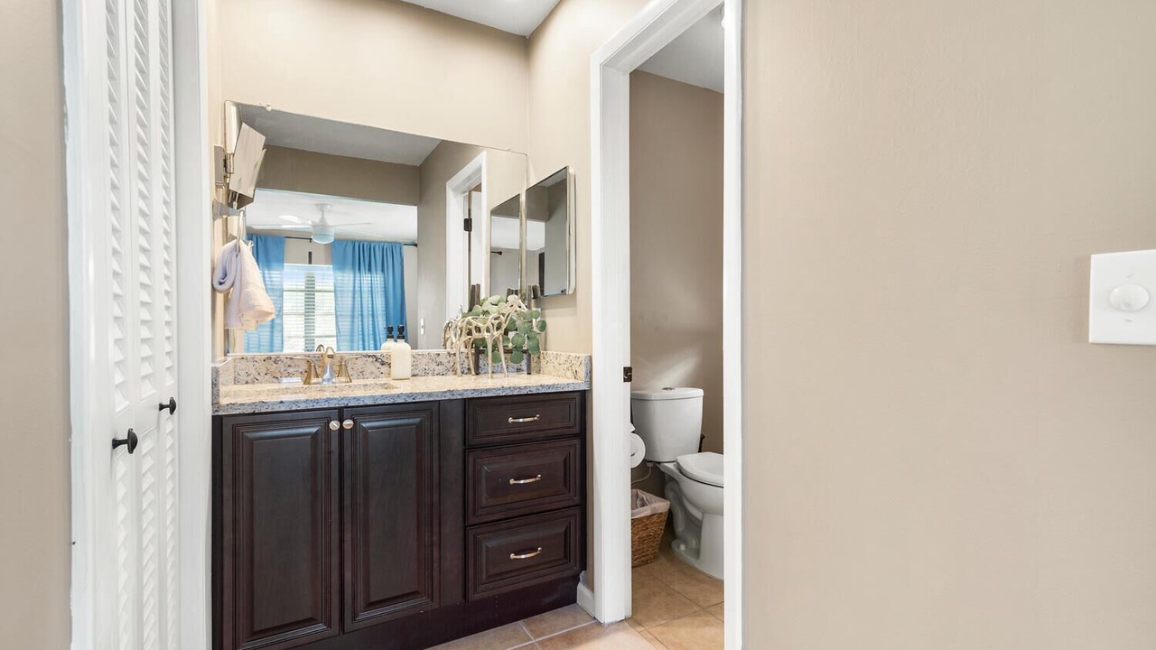 Photo of Bathroom in Tropic Palms