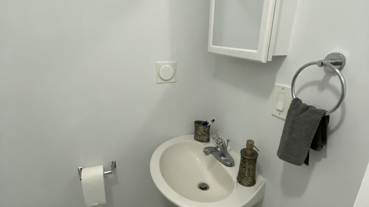 Photo of Bathroom in Carol City