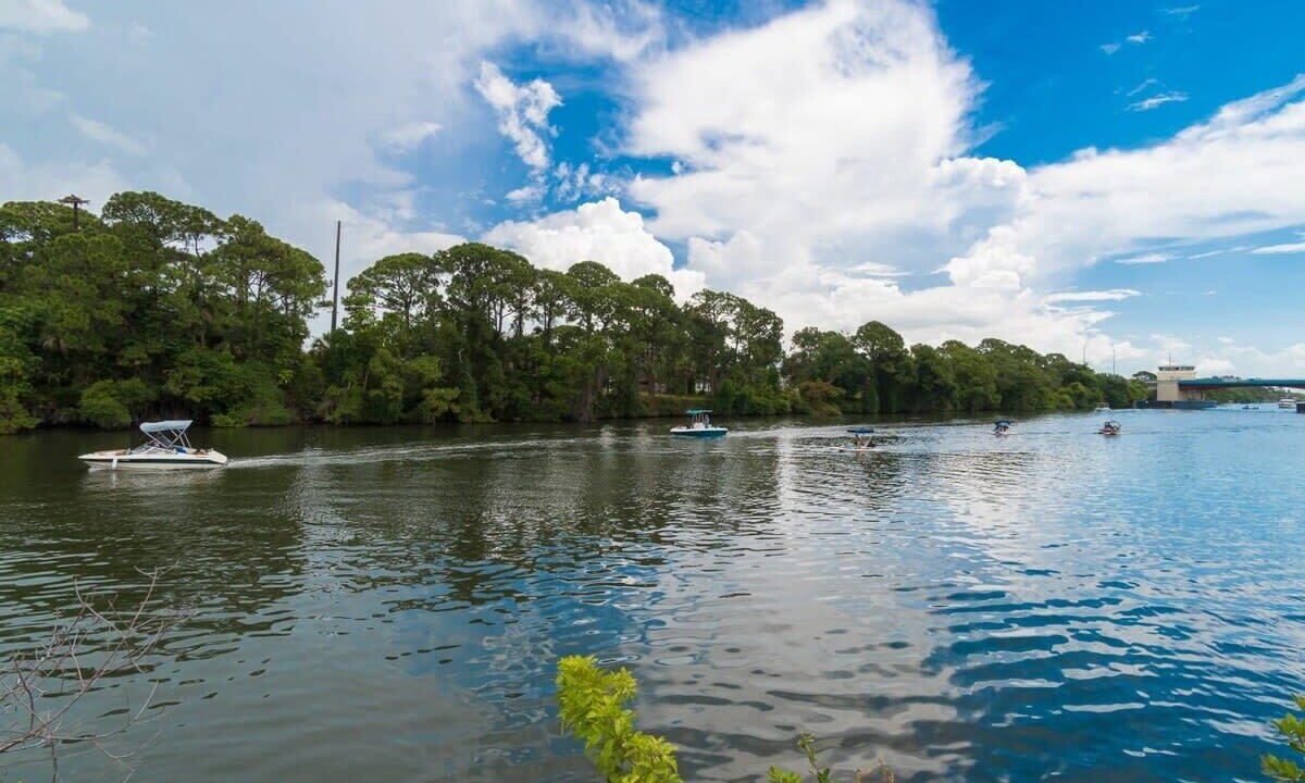 Photo of Others in Merritt Island