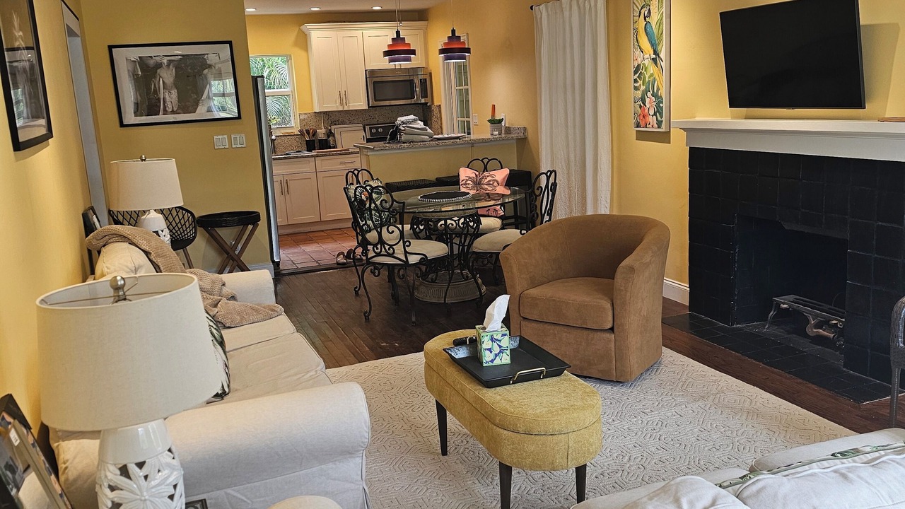 Photo of Livingroom in Old Northwood
