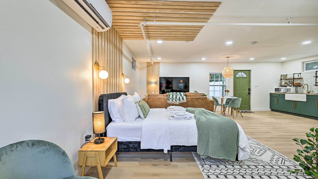 Photo of Bedroom in Limona Improvement