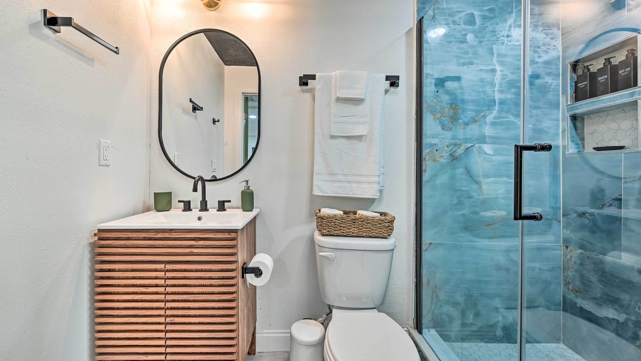Photo of Bathroom in Limona Improvement