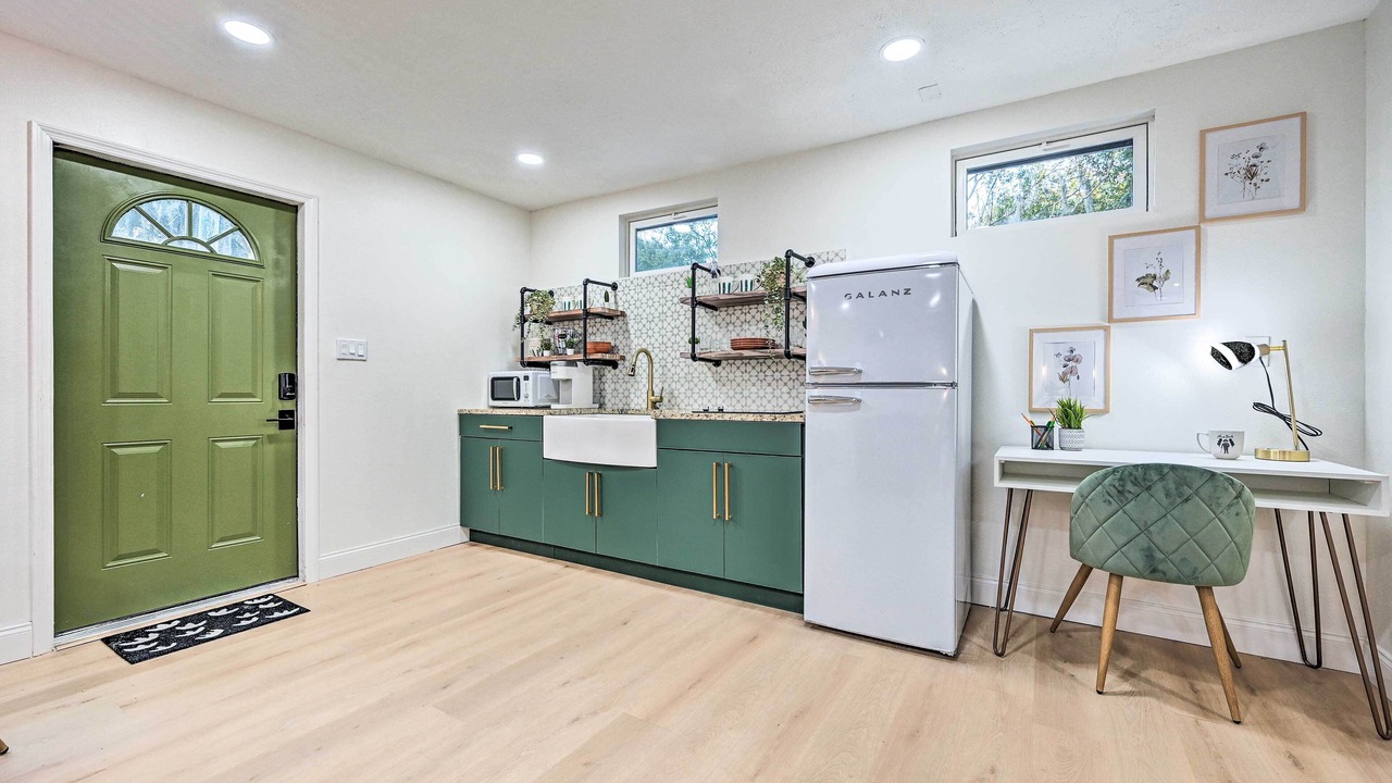 Photo of Kitchen in Limona Improvement