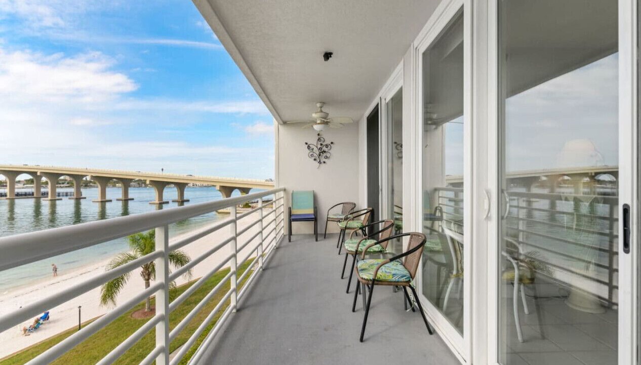 Photo of Patio Balcony in St. Petersburg