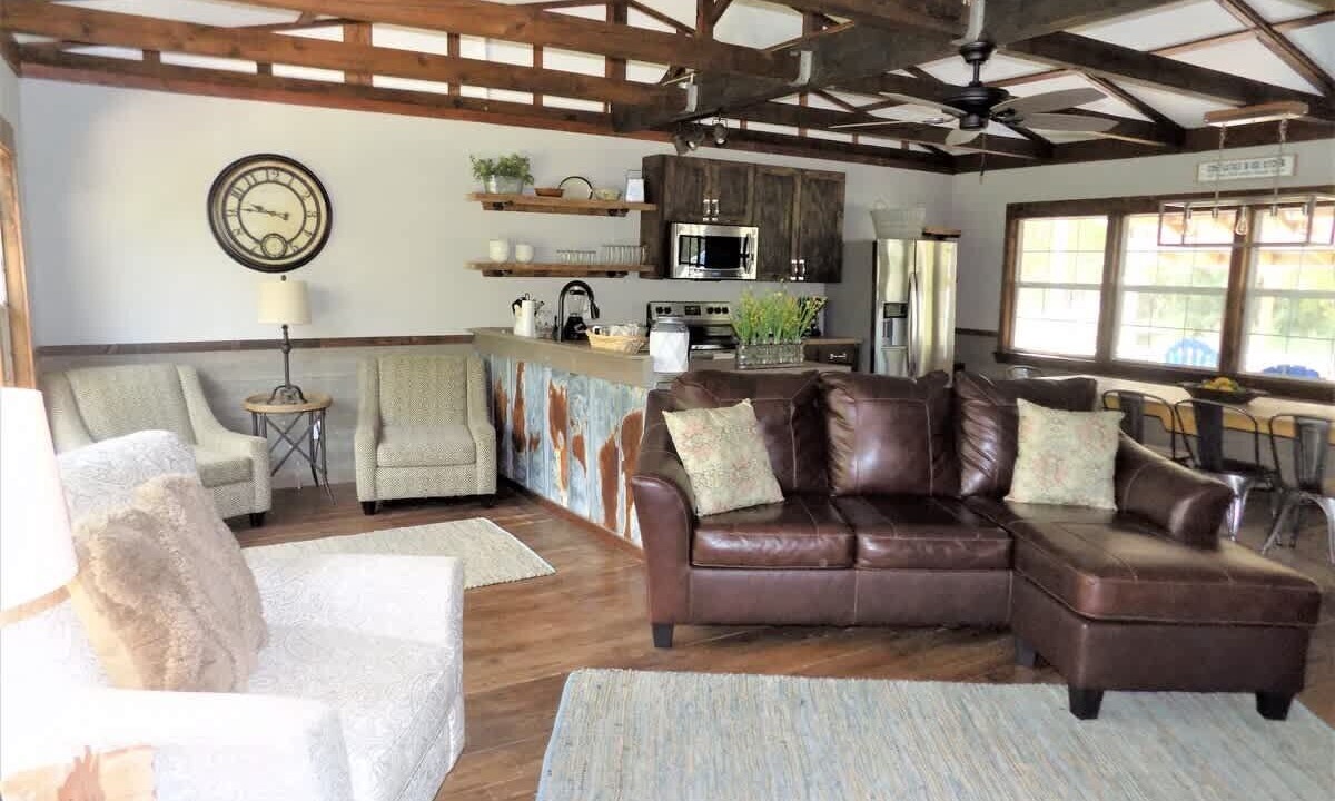 Photo of Livingroom in Florida Panhandle