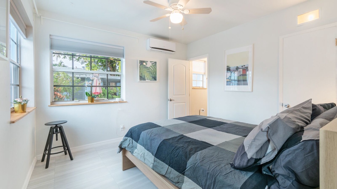 Photo of Bedroom in Wilton Manors