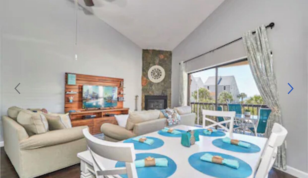 Photo of Livingroom in Indian Shores