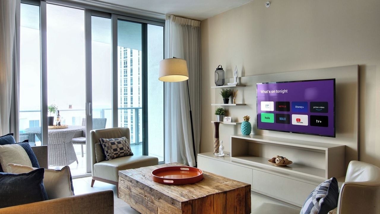 Photo of Livingroom in Hollywood South Central Beach