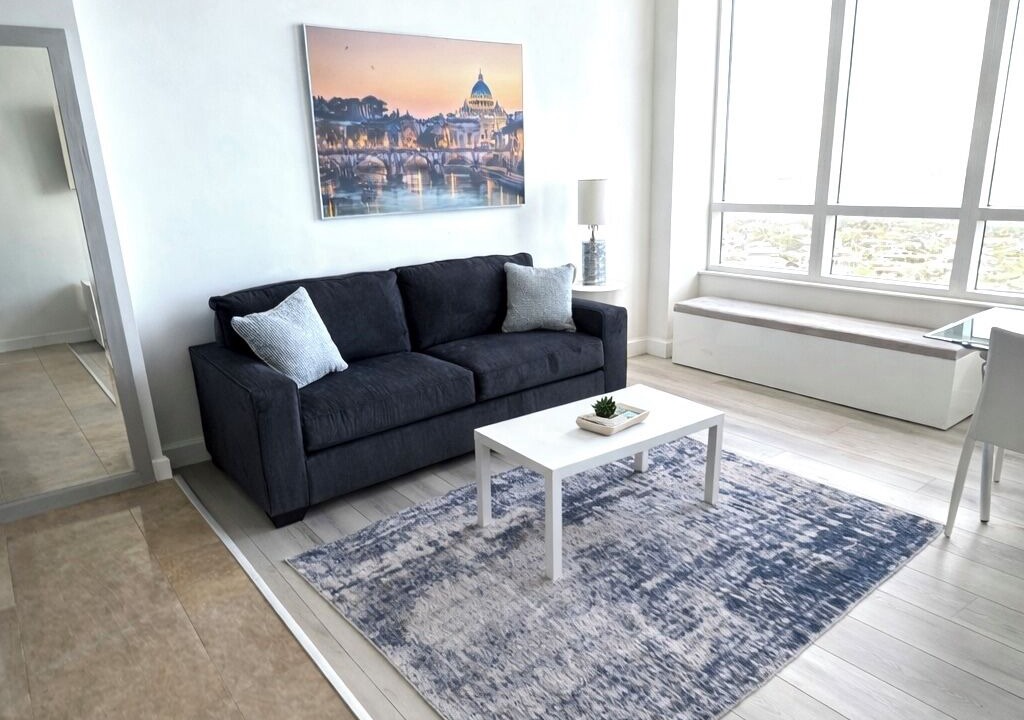 Photo of Livingroom in Singer Island