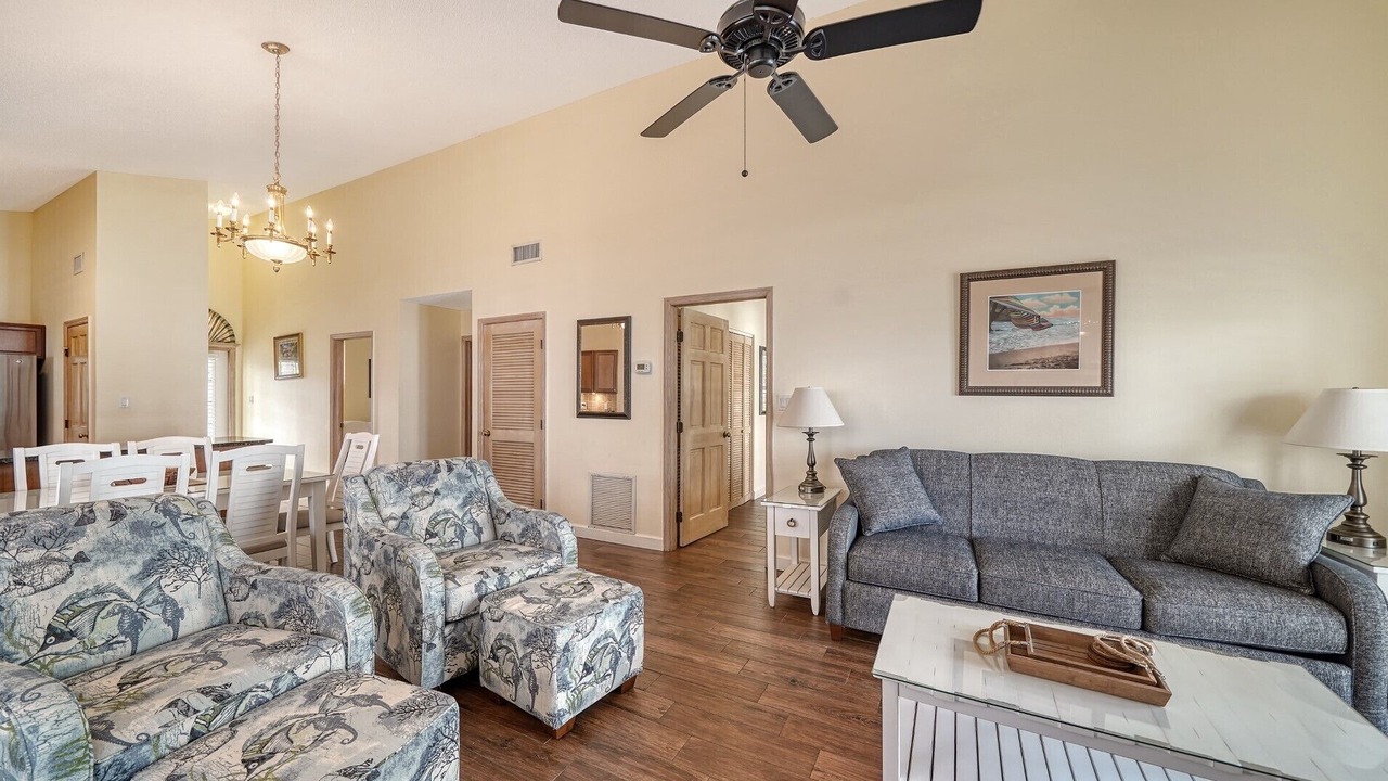 Photo of Livingroom in Whitney Beach