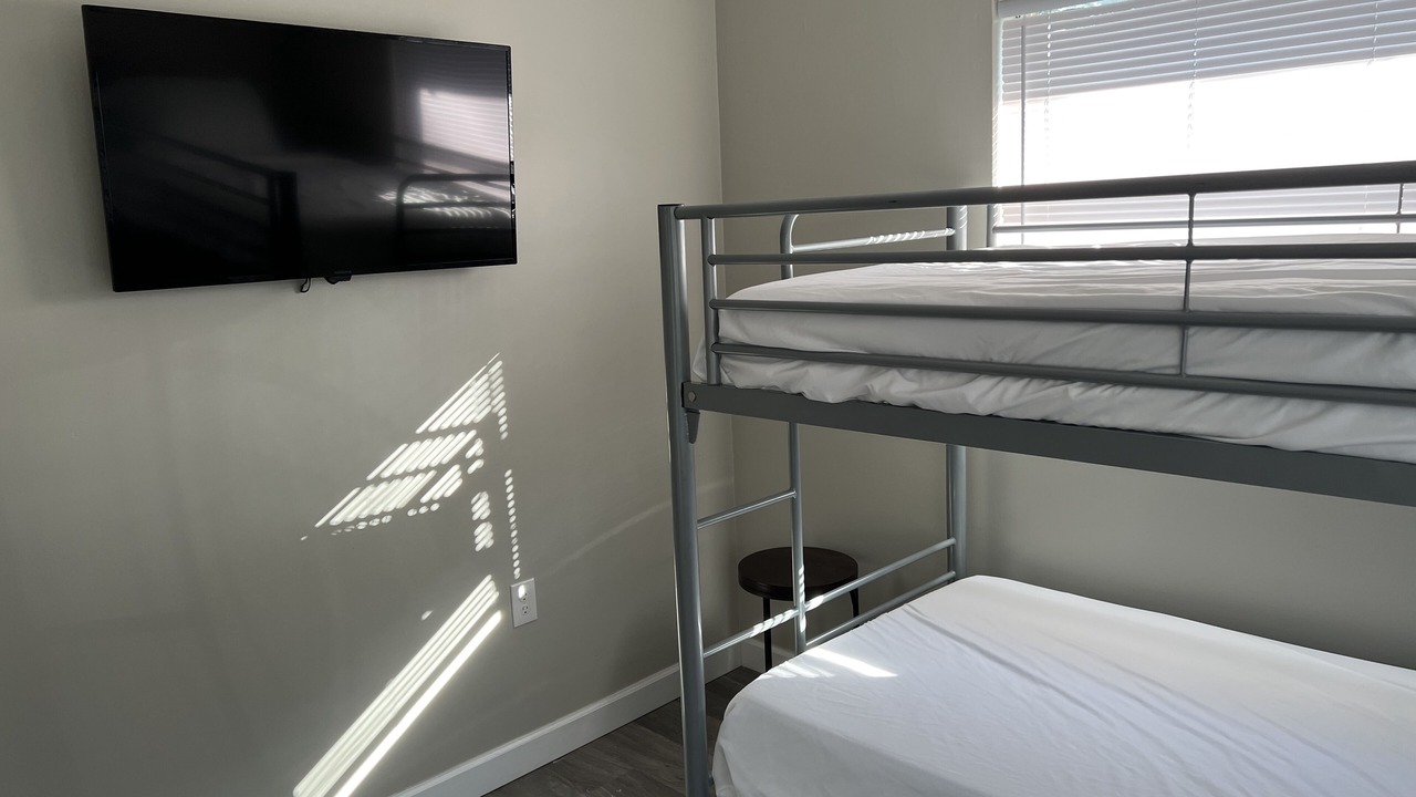 Photo of Bedroom in Forest Hills East