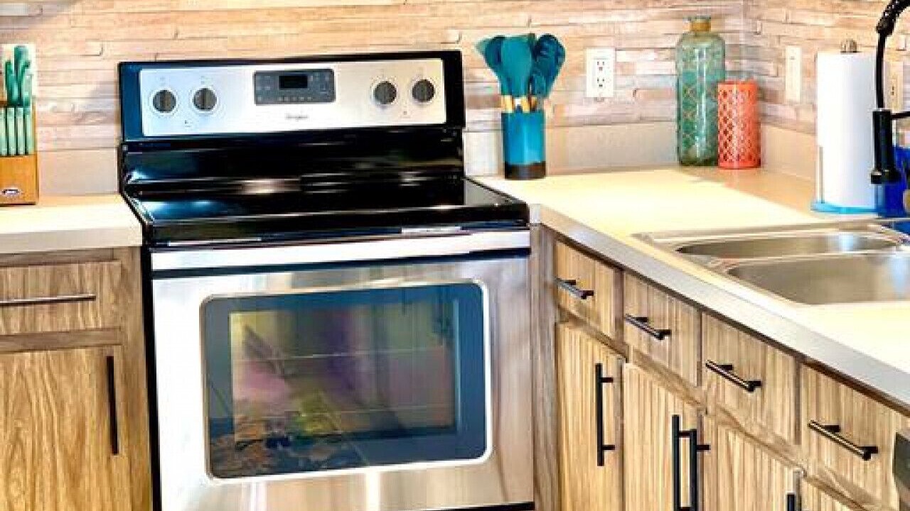 Photo of Kitchen in Caloosahatchee