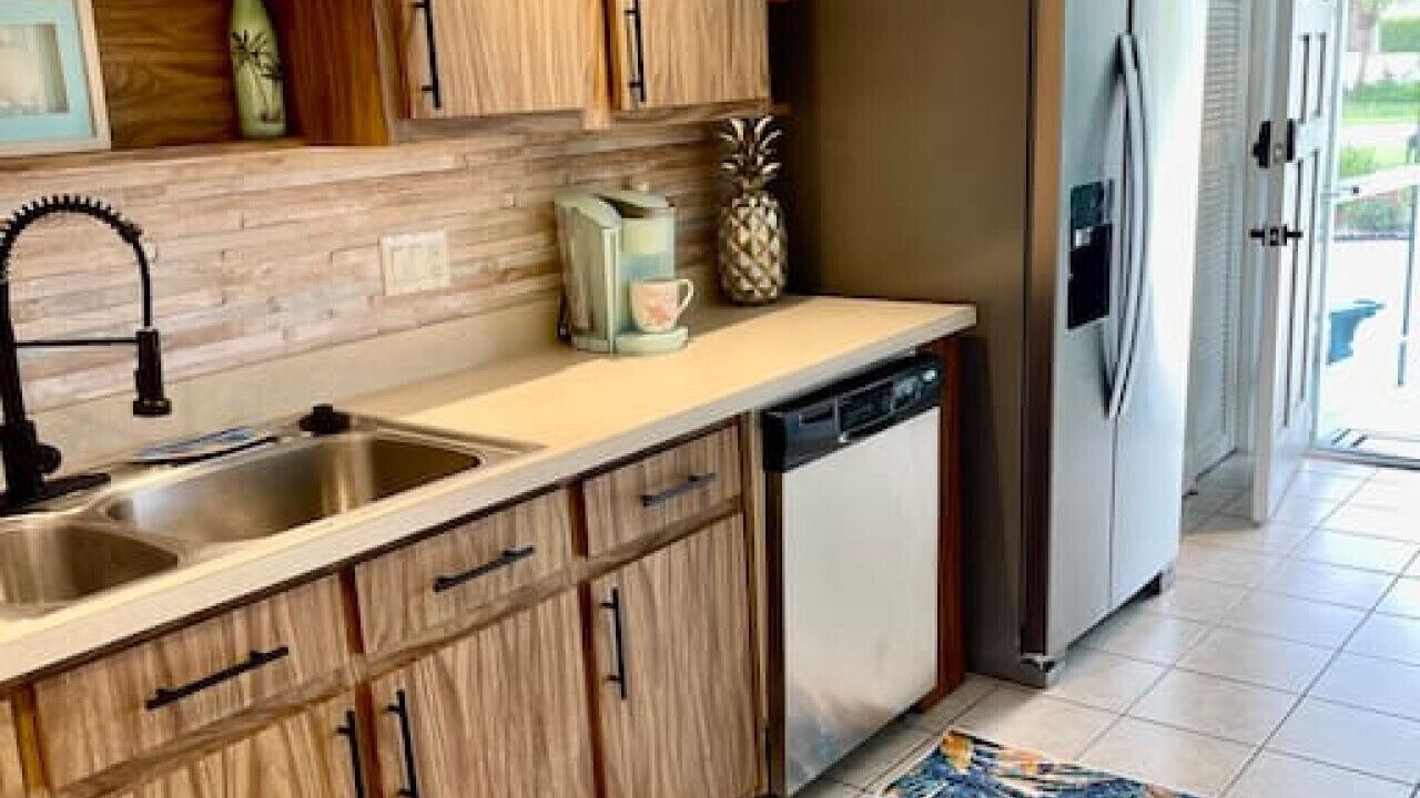 Photo of Kitchen in Caloosahatchee