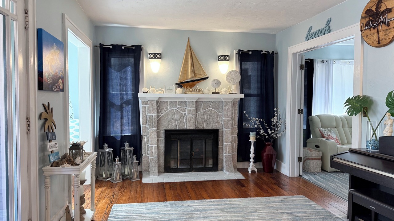 Photo of Bedroom in New Smyrna Beach