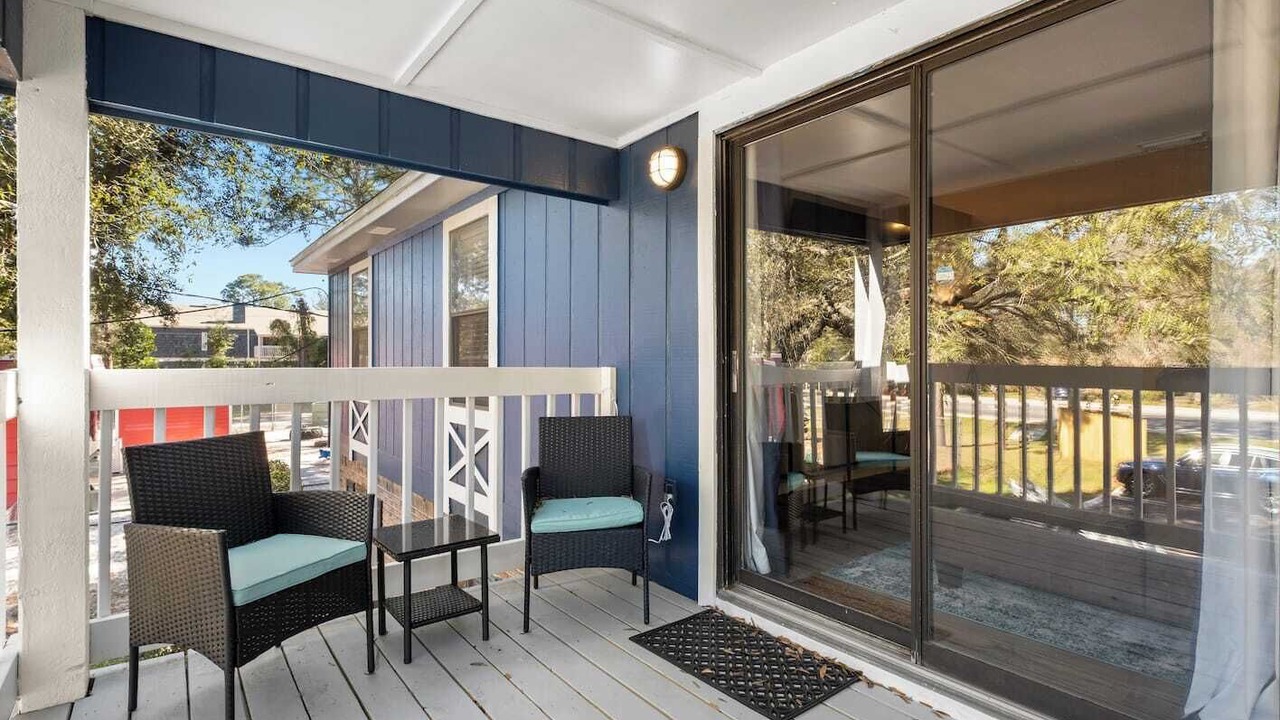 Photo of Patio Balcony in Northeast Pensacola