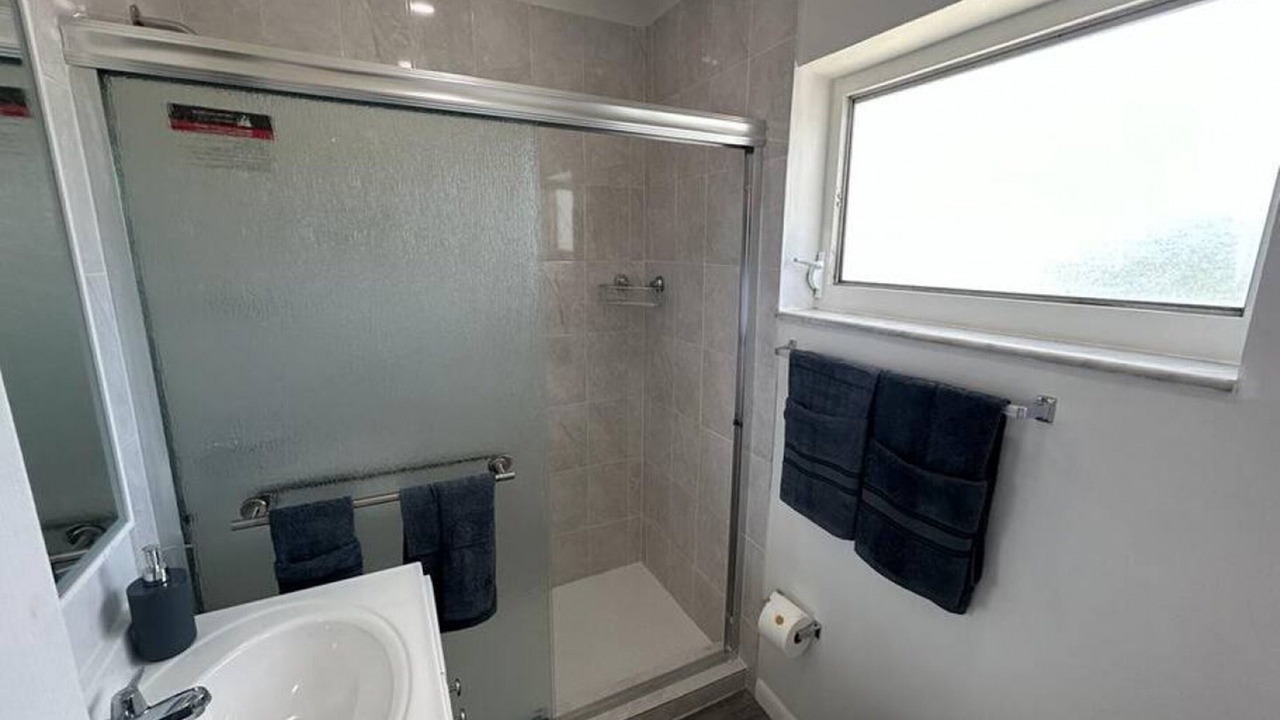 Photo of Bathroom in Coral Way