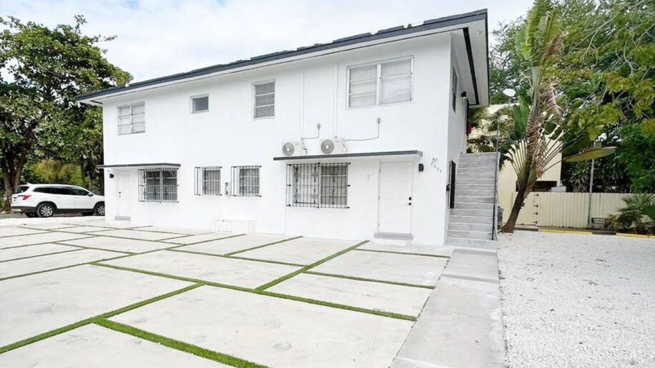 Photo of Outdoor in Coral Way