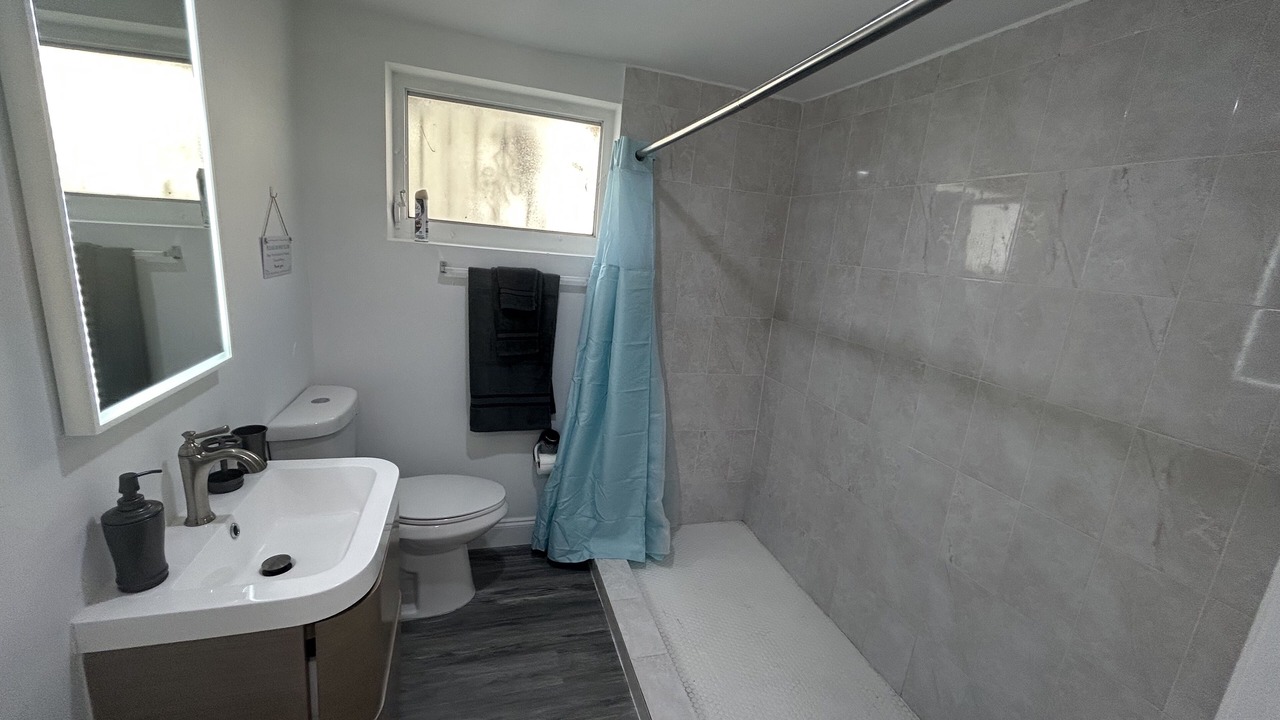 Photo of Bathroom in Coral Way