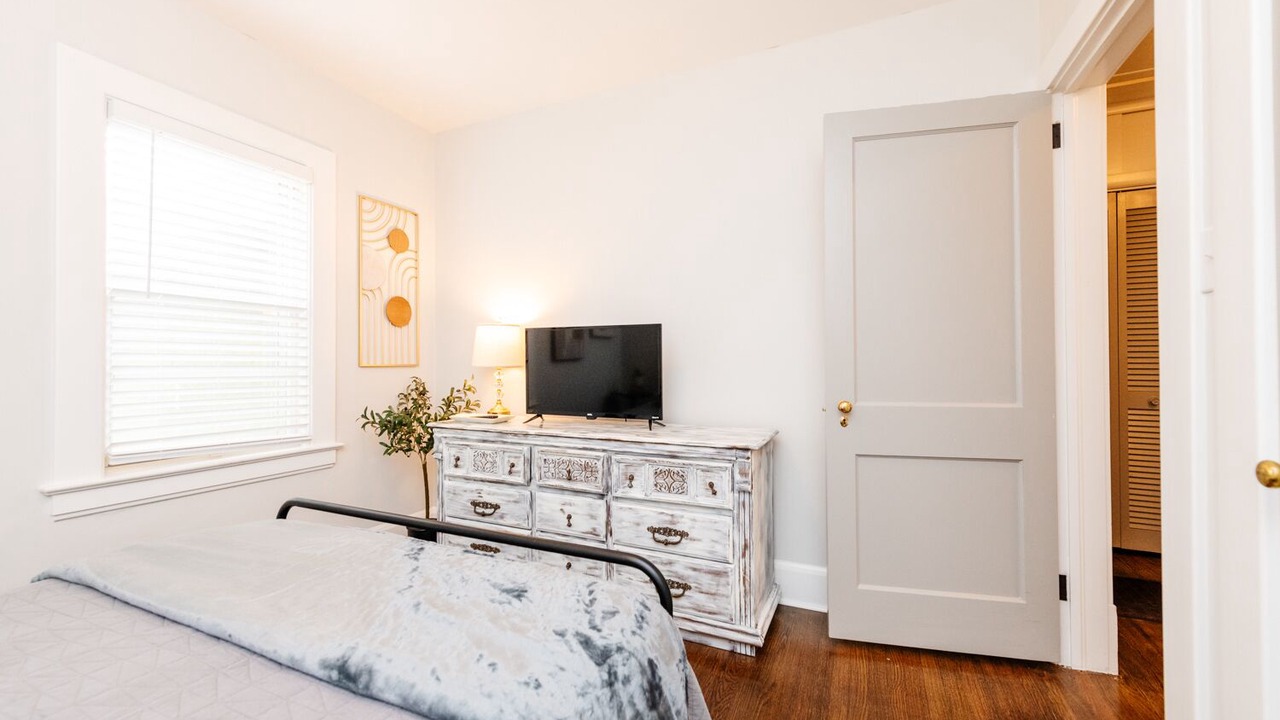 Photo of Bedroom in Perry