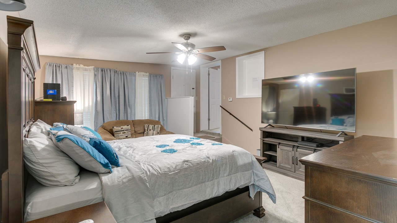 Photo of Bedroom in Waycross