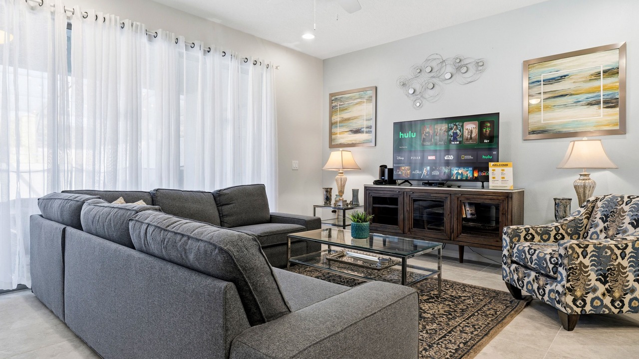 Photo of Livingroom in Four Corners