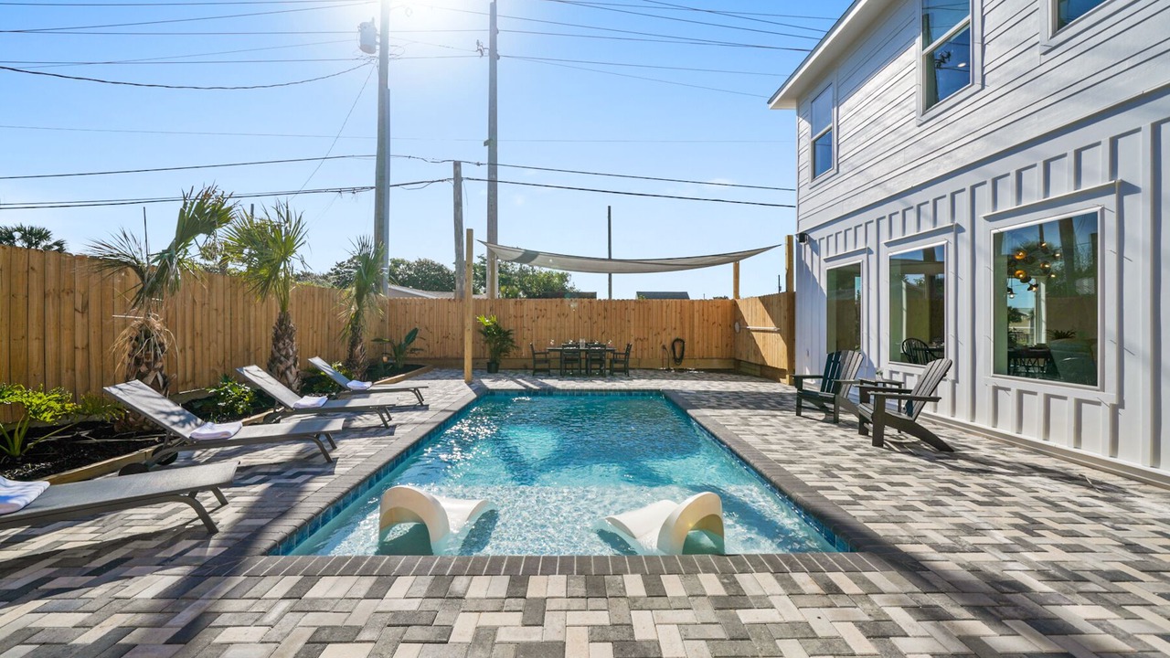 Photo of Outdoor in Laguna Beach Estates