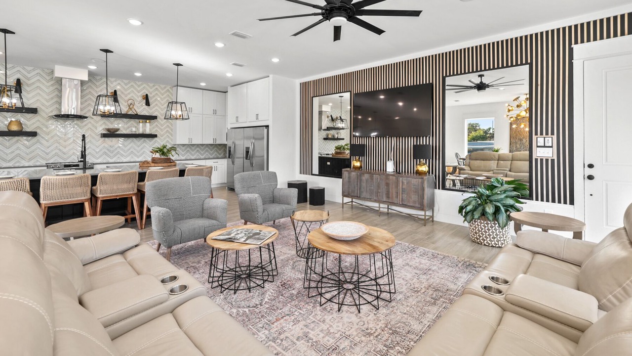 Photo of Livingroom in Laguna Beach Estates