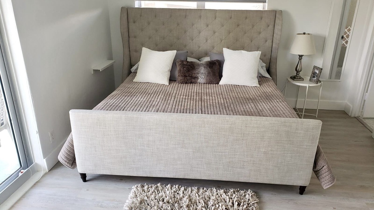 Photo of Bedroom in Hollywood South Central Beach