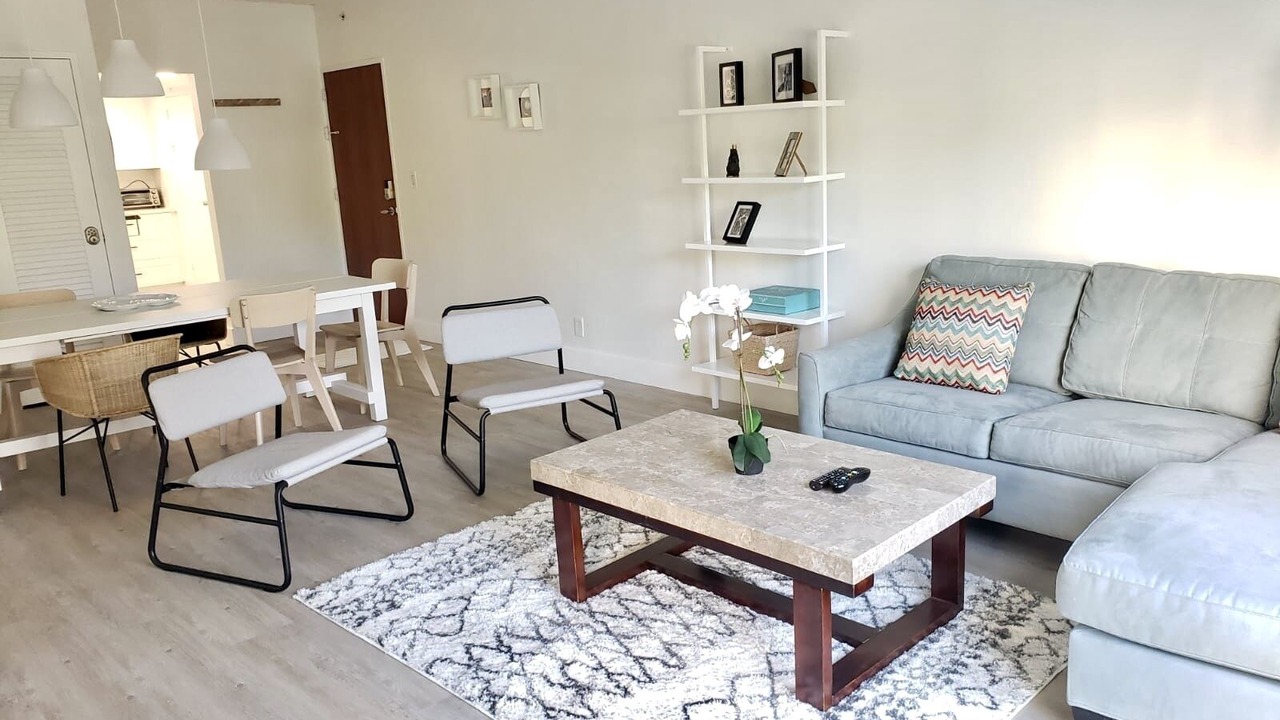 Photo of Livingroom in Hollywood South Central Beach