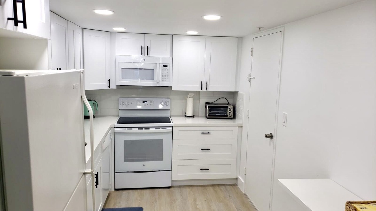 Photo of Kitchen in Hollywood South Central Beach
