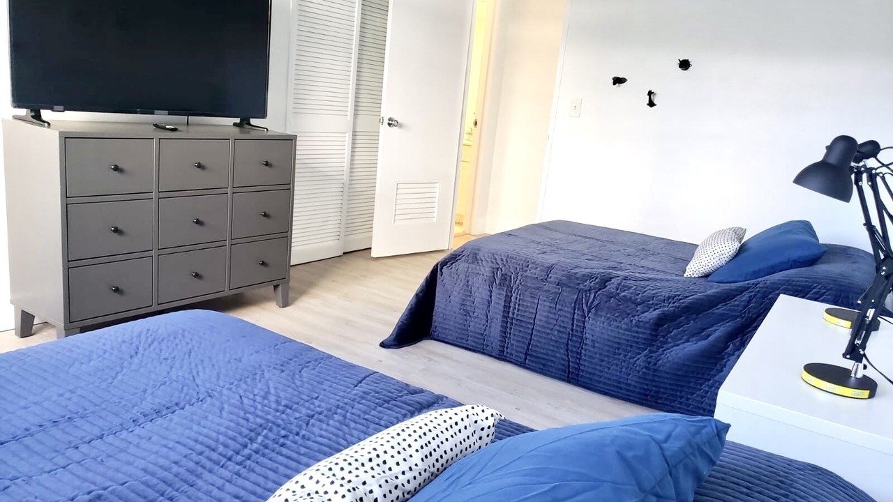 Photo of Bedroom in Hollywood South Central Beach