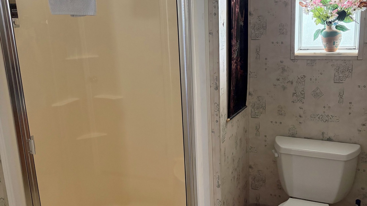 Photo of Bathroom in Taylor Creek
