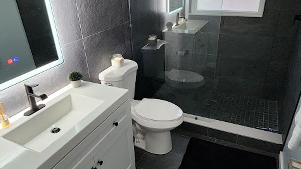 Photo of Bathroom in Cocoa Beach