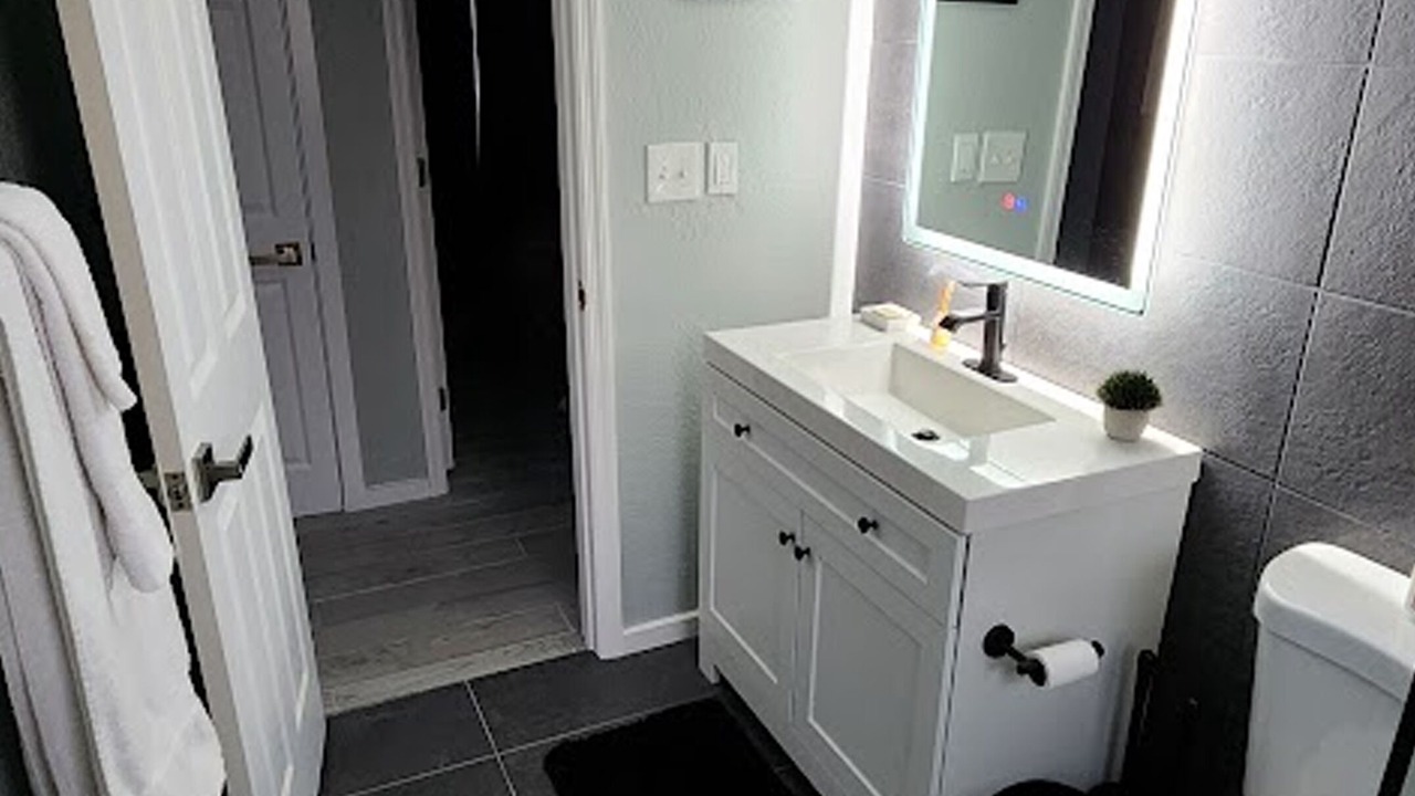 Photo of Bathroom in Cocoa Beach