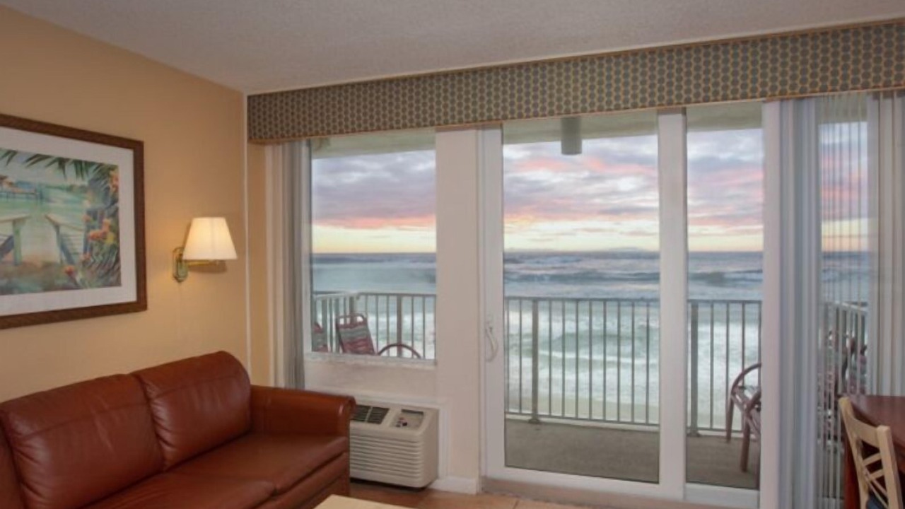 Photo of Livingroom in Daytona Beach