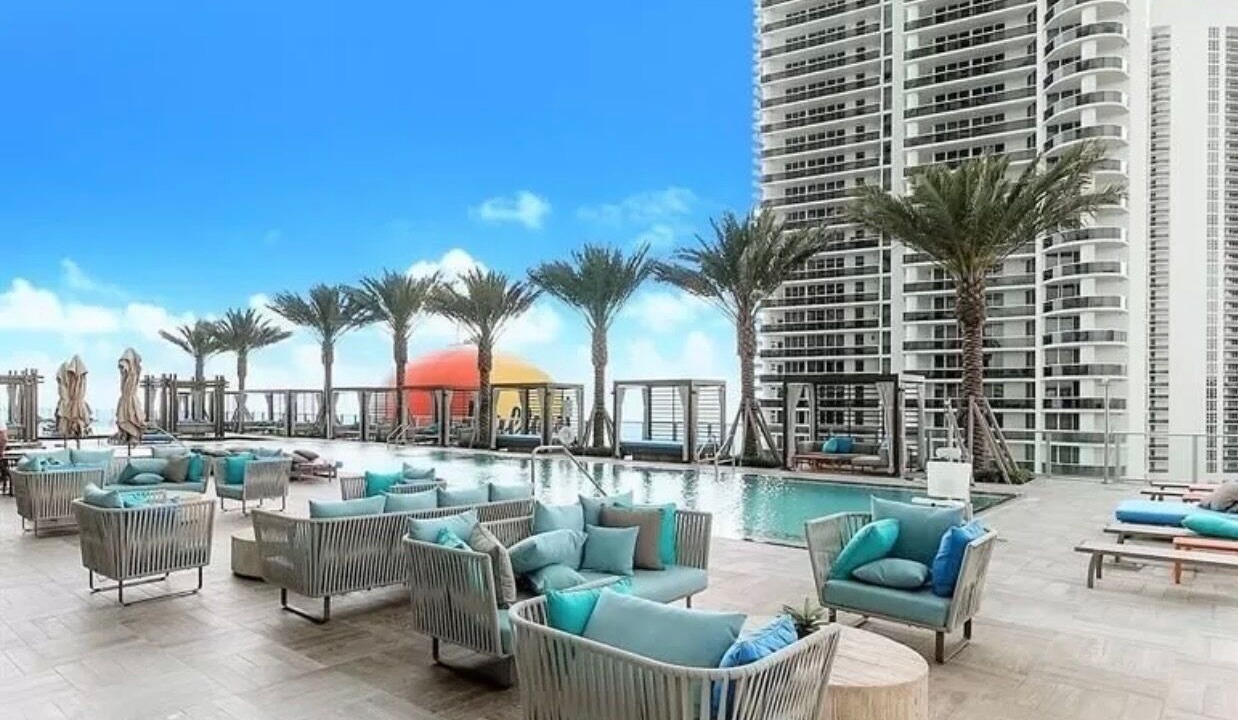 Photo of Outdoor in Hollywood South Central Beach