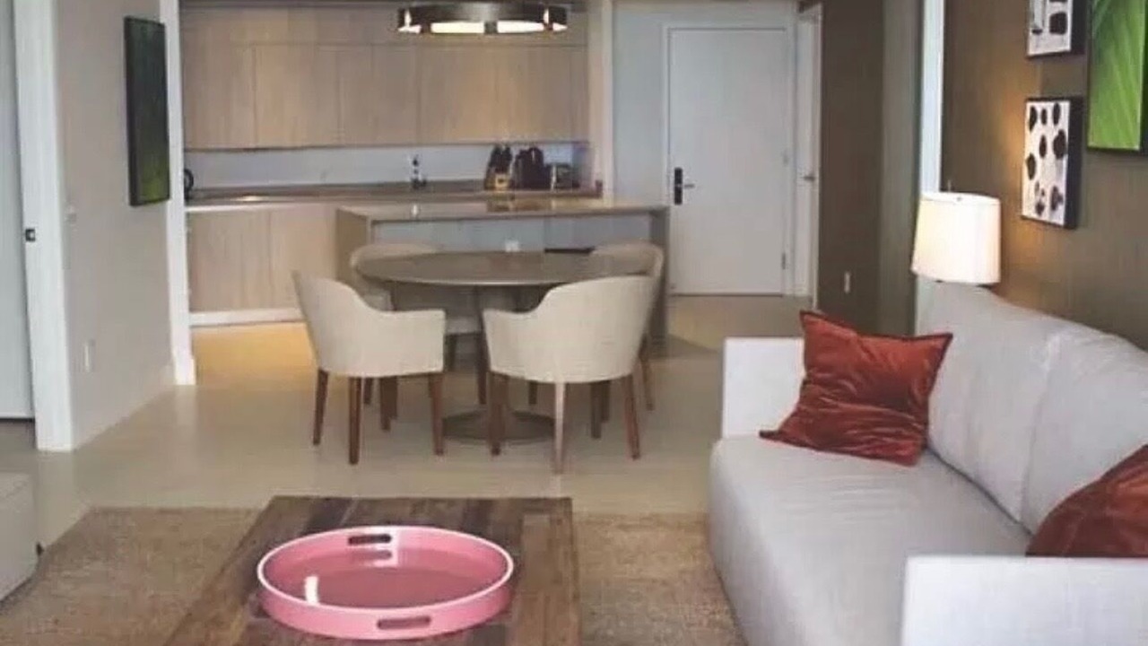 Photo of Livingroom in Hollywood South Central Beach