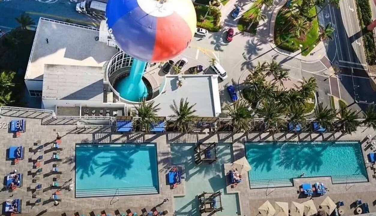 Photo of Outdoor in Hollywood South Central Beach