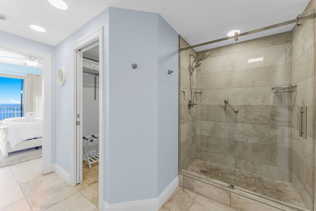 Photo of Bathroom in Thomas Drive