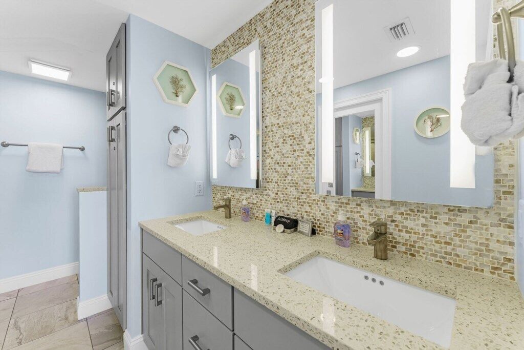 Photo of Bathroom in Thomas Drive