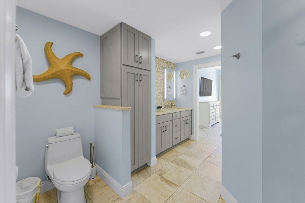 Photo of Bathroom in Thomas Drive