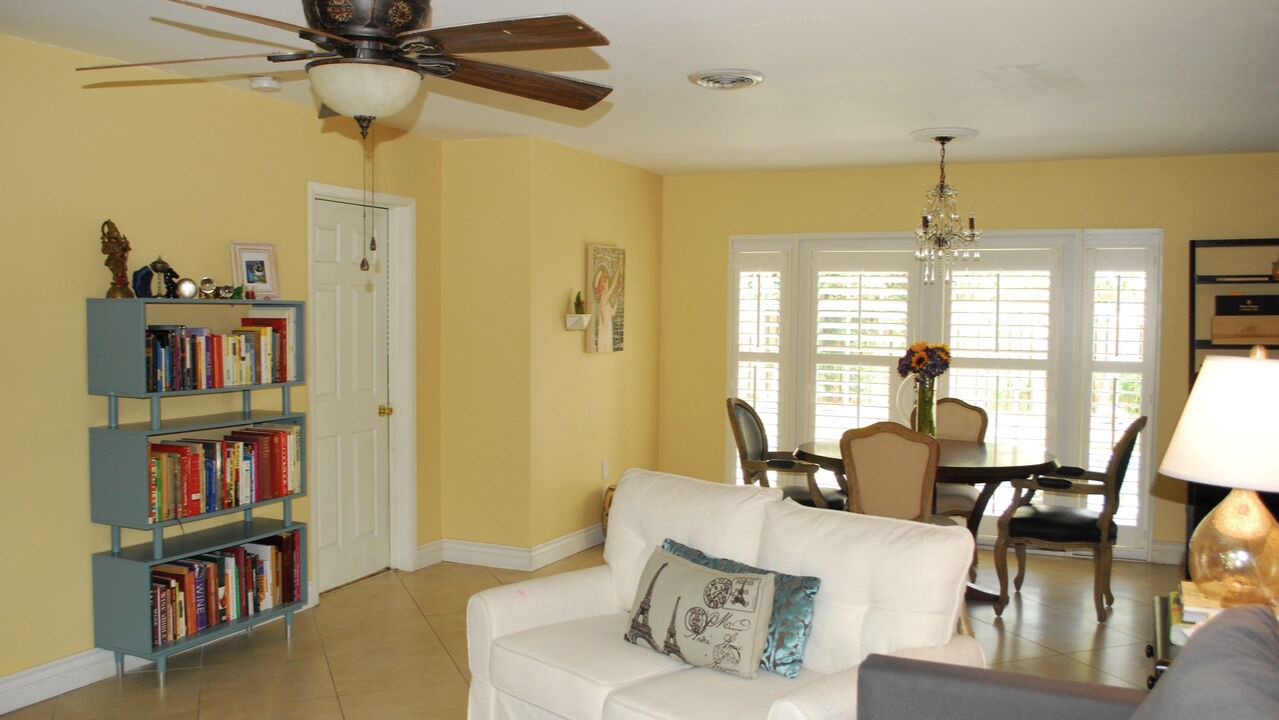 Photo of Livingroom in Deerfield Beach
