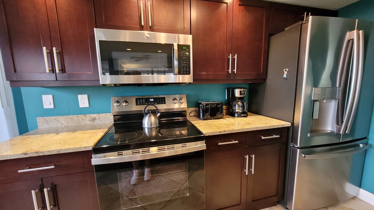 Photo of Kitchen in Vanderbilt Beach