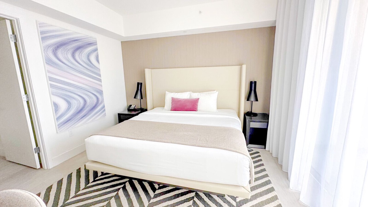 Photo of Bedroom in Hollywood South Central Beach
