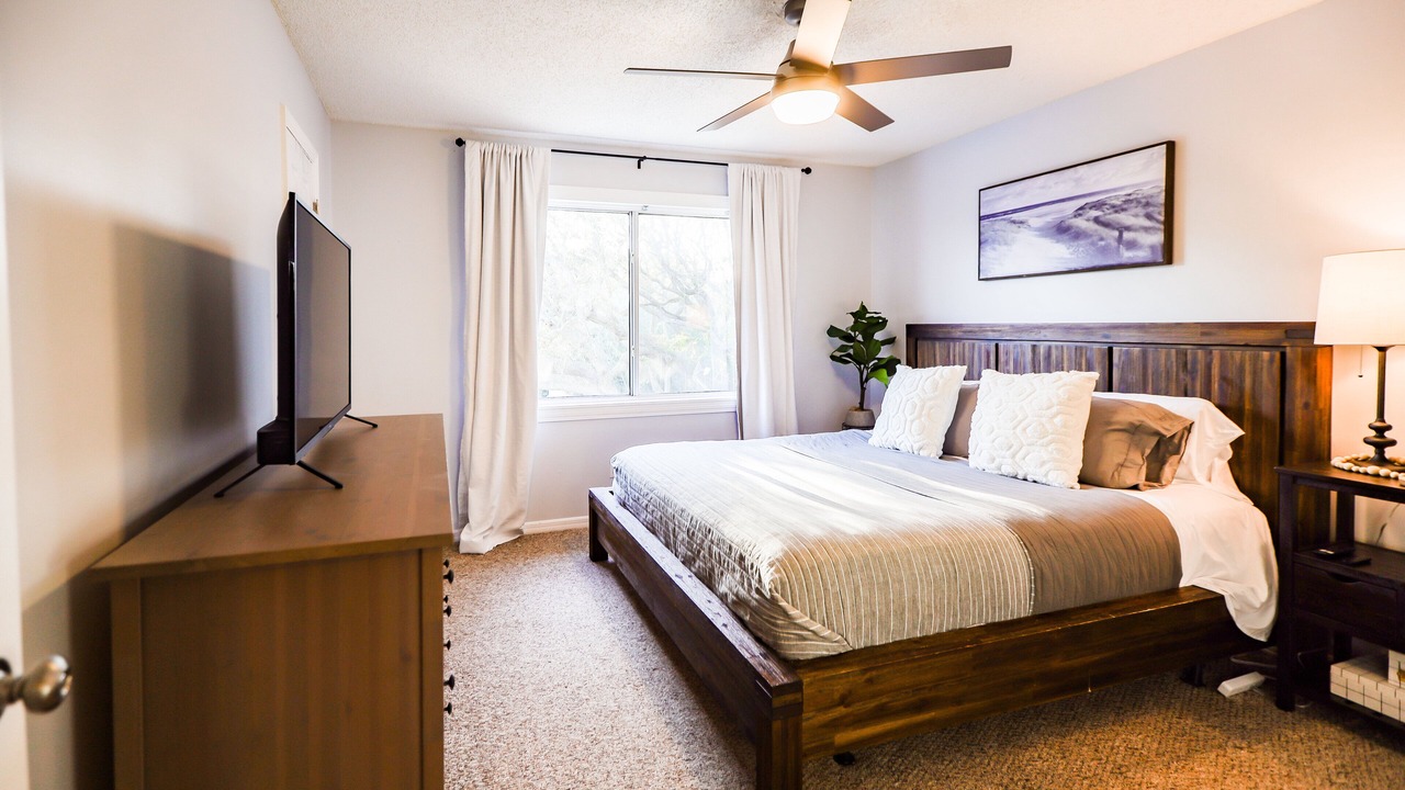 Photo of Bedroom in Butler Beach