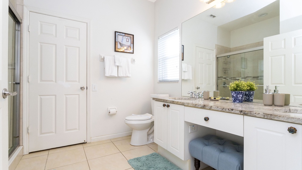 Photo of Bathroom in Windsor Palms